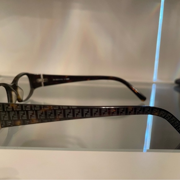 VGUC FENDI Eyeglass Frames Tortoise F720R 215 135 Italy Designer main image 4